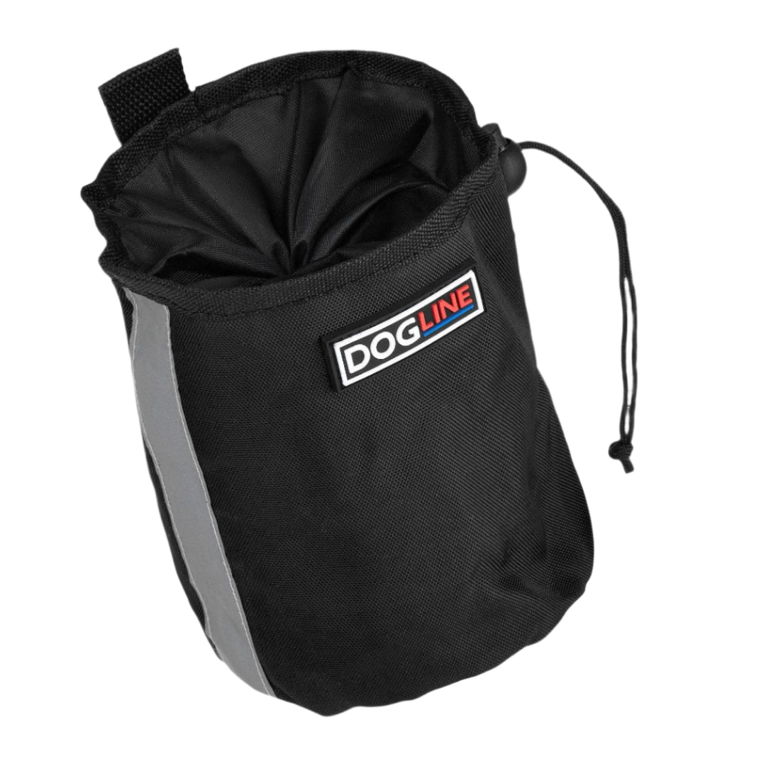 Beta Treat Pouch + Built-In Waste Bag Dispenser: Black