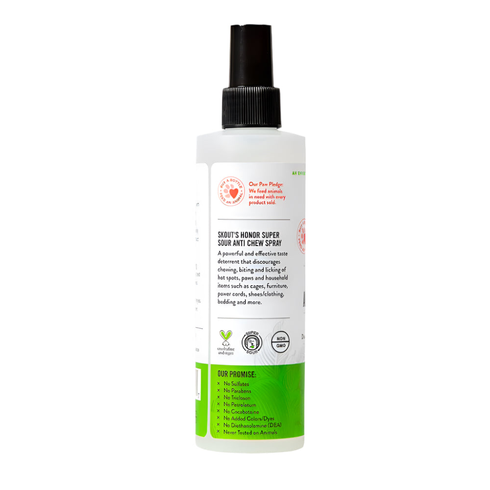 Back label of Skout’s Honor Anti Chew Spray highlighting non-toxic formula, usage on furniture, cords, shoes, and bedding.