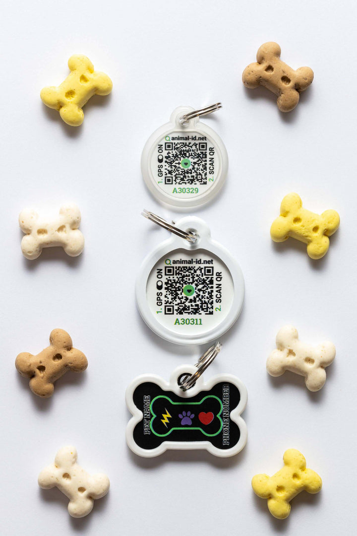 Dog Tag With Silicone, QR Code Dog Id Tag Personalized: Bone (40 mm)